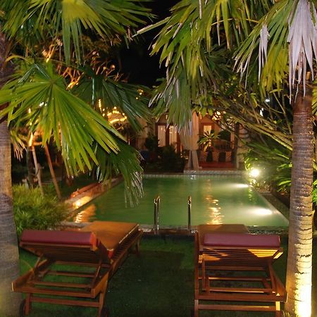 Rosseno Villa Yogyakarta Esterno foto