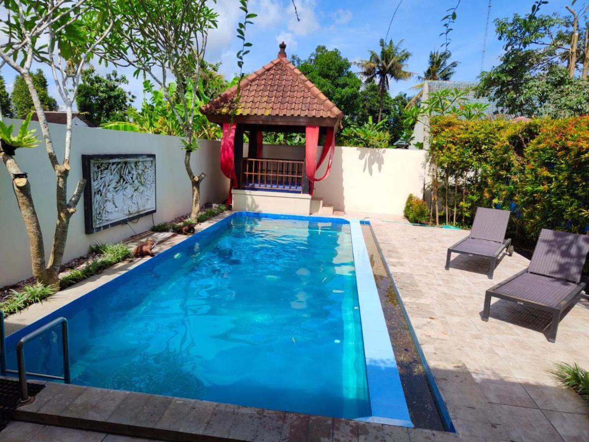 Rosseno Villa Yogyakarta Esterno foto