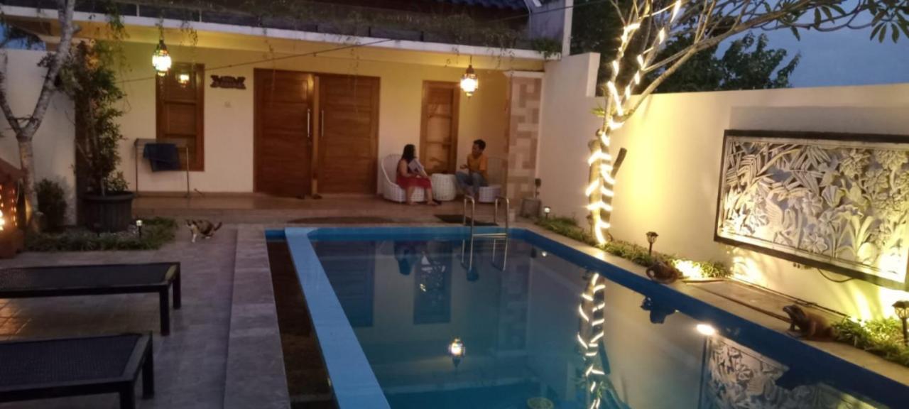 Rosseno Villa Yogyakarta Esterno foto