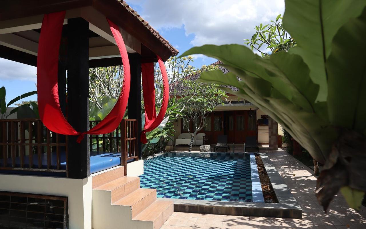 Rosseno Villa Yogyakarta Esterno foto