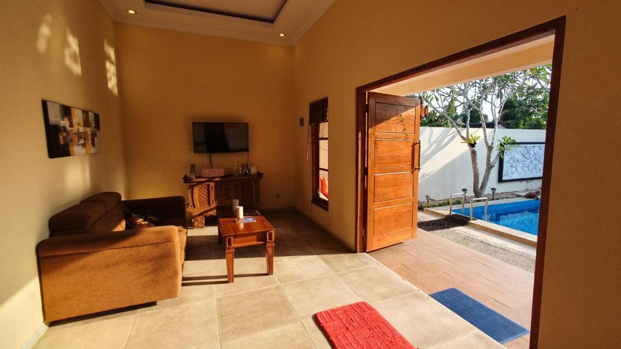 Rosseno Villa Yogyakarta Esterno foto