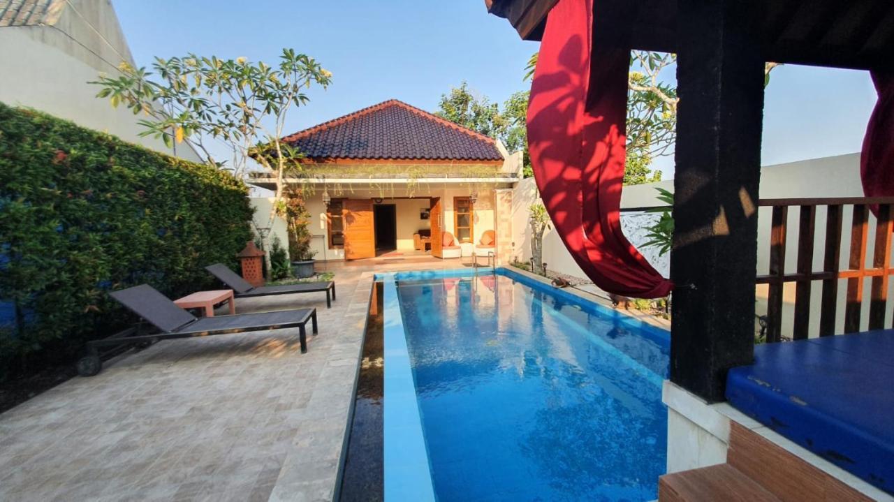 Rosseno Villa Yogyakarta Esterno foto
