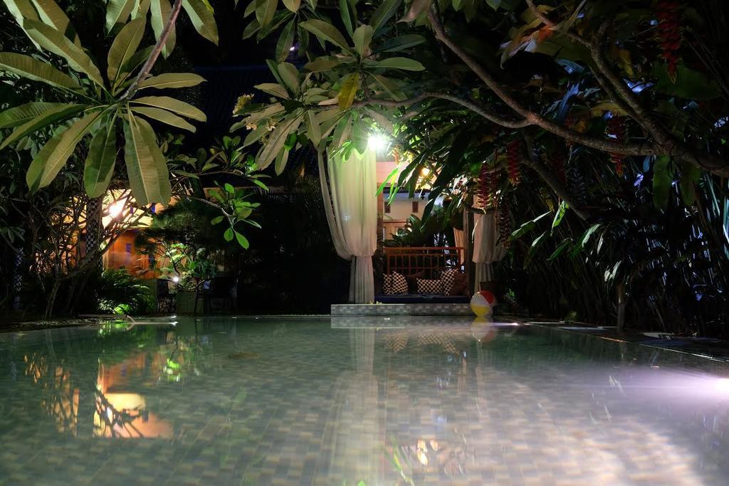Rosseno Villa Yogyakarta Esterno foto