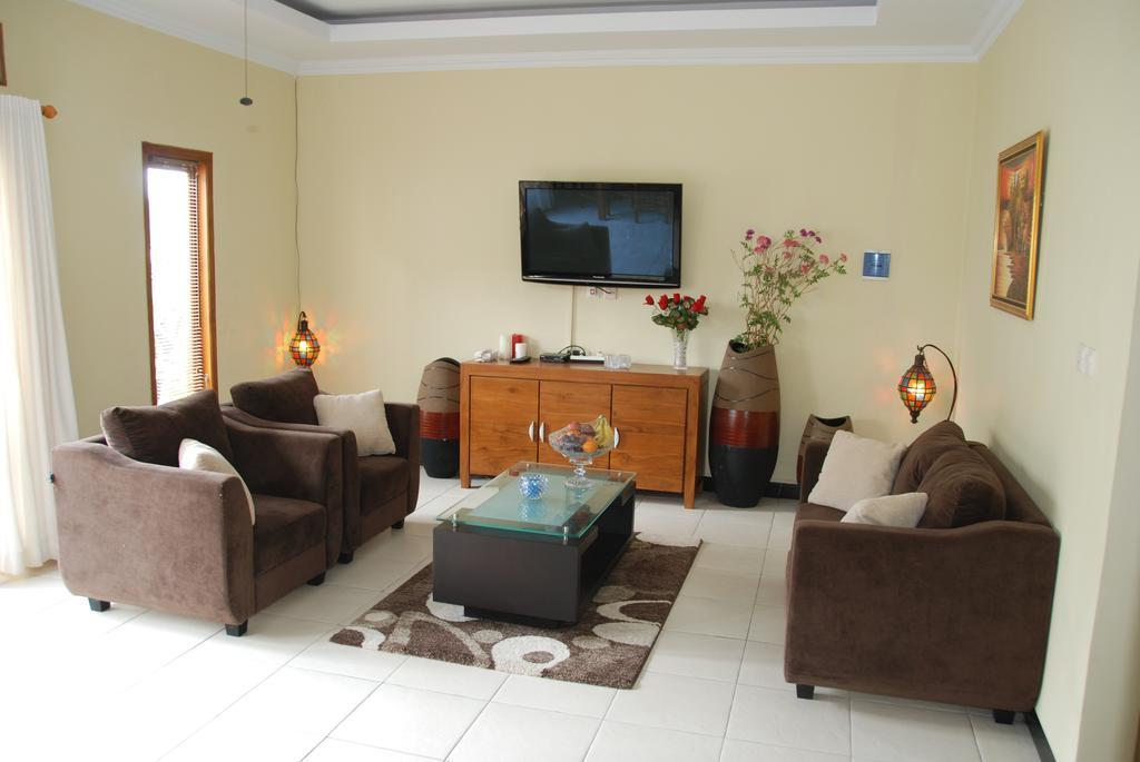 Rosseno Villa Yogyakarta Esterno foto